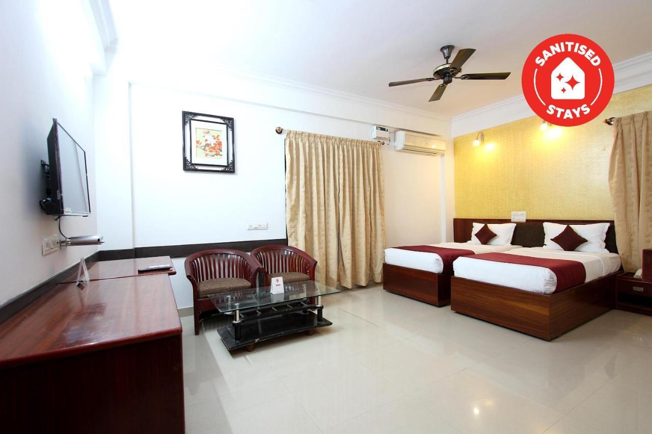 Oyo 9959 Hotel Varcity Ruby Bangalore Eksteriør billede